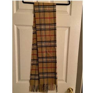 V.Fraas: Plaid Scarf